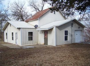 3138 Idaho Rd, Ottawa, KS 66067