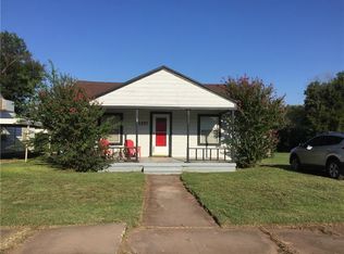 1557 Oak St, Abilene, TX 79602