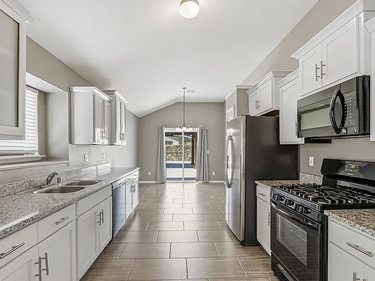 14609 Carlo Alvarado Dr — Photo 16