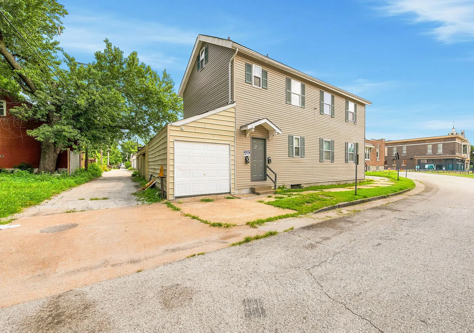 511 Schirmer St. — Photo 3