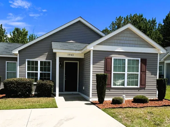 1942 Sapphire Rd, Rocky Mount, NC 27804