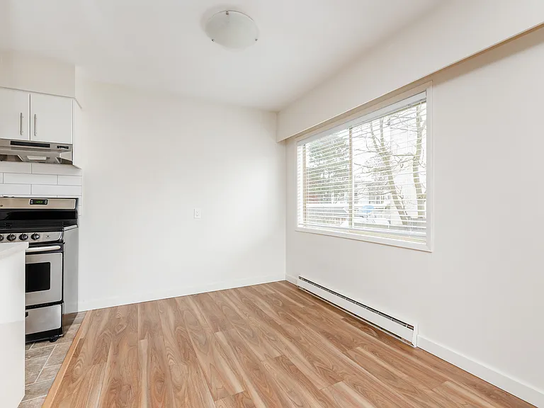 1300 Yates St — Photo 15