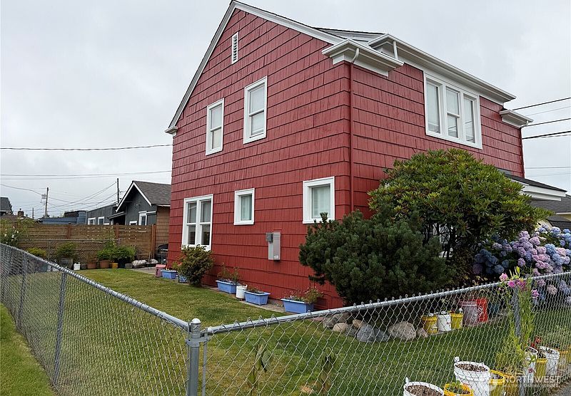 2nd image of 409 N Jefferson Street