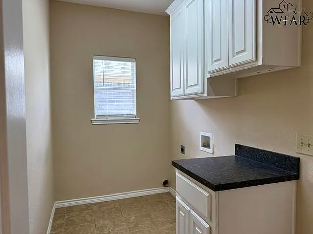 4929 Cypress Ave — Photo 16