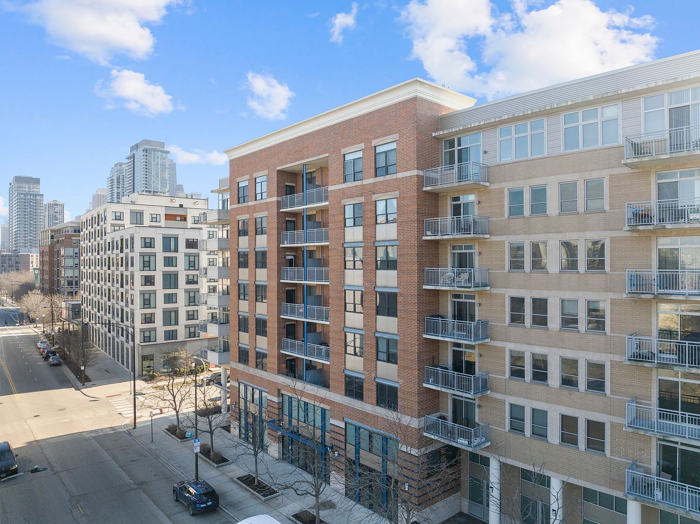 511 W Division St APT 305, Chicago, IL 60610 | Zillow