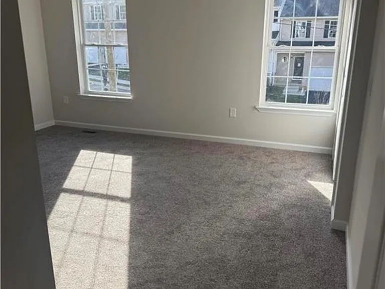 452 S Jordan St — Photo 14