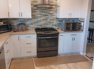 13 Pyrola Ln, San Carlos, CA 94070