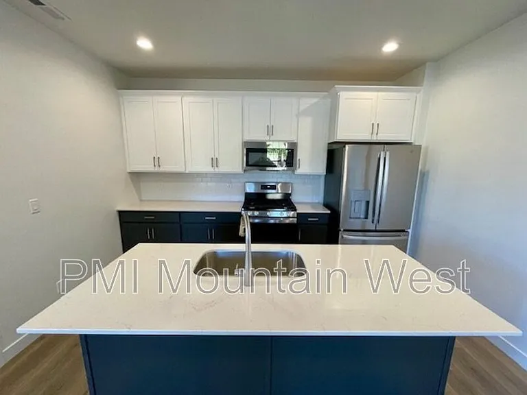 1386 N Copper Sky Dr — Photo 6