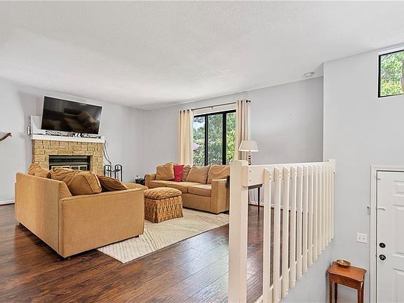5th image of 14412 Saint Andrews Dr