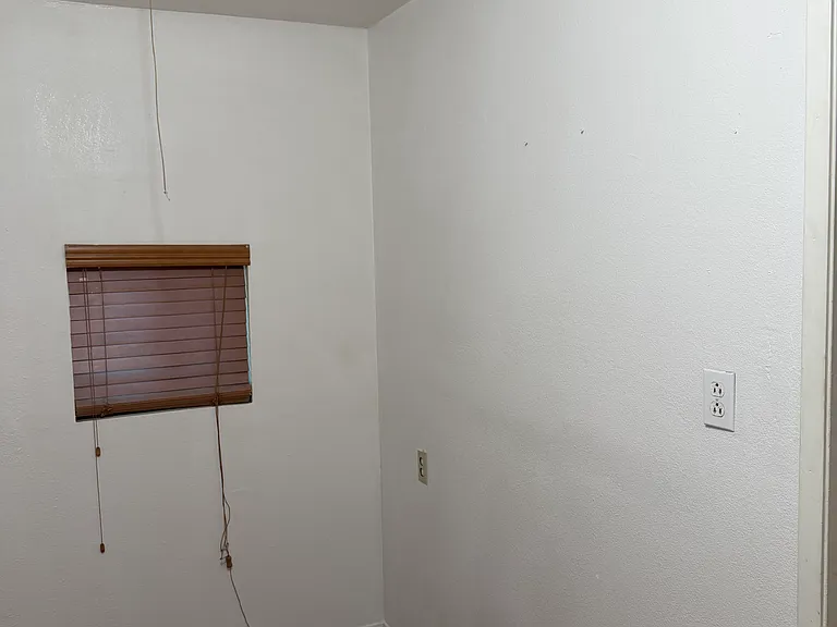 20740 Chaney Dr — Photo 5