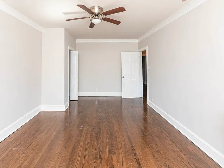 1825 W Winona St #2 — Photo 11