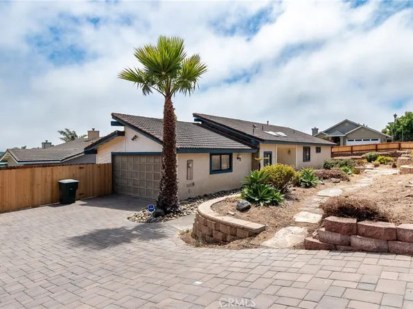 2700 Christmas Tree Pl, Oceano, CA 93445