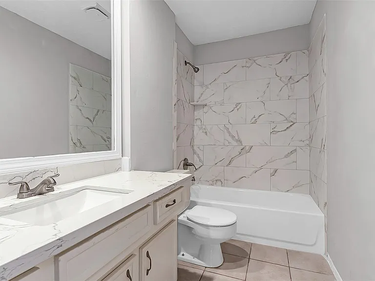 2710 Green Fields Dr — Photo 22