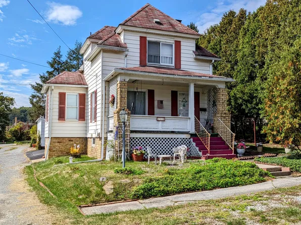 218 Maple Ave, Clearfield, PA 16830