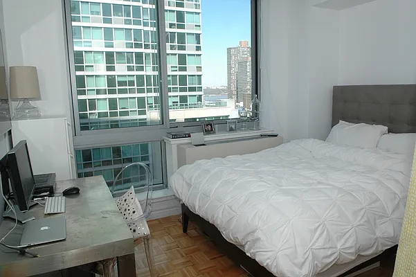 Rented by Corcoran | media 4