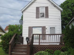 1008 Tweed St, Sault Sainte Marie, MI 49783