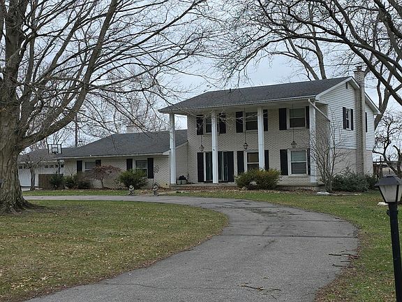 2nd image of 3559 Meadow Ln