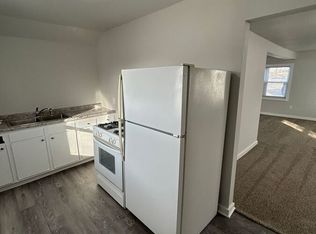 2530 Prospect Rd, Des Moines, IA 50310