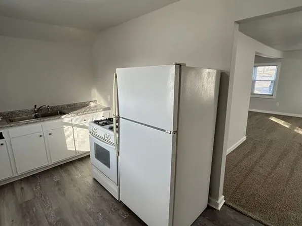 2530 Prospect Rd, Des Moines, IA 50310