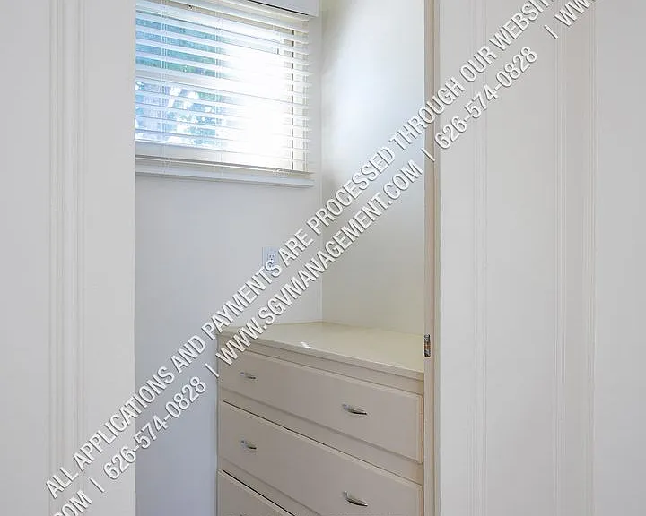 col243 — Photo 7