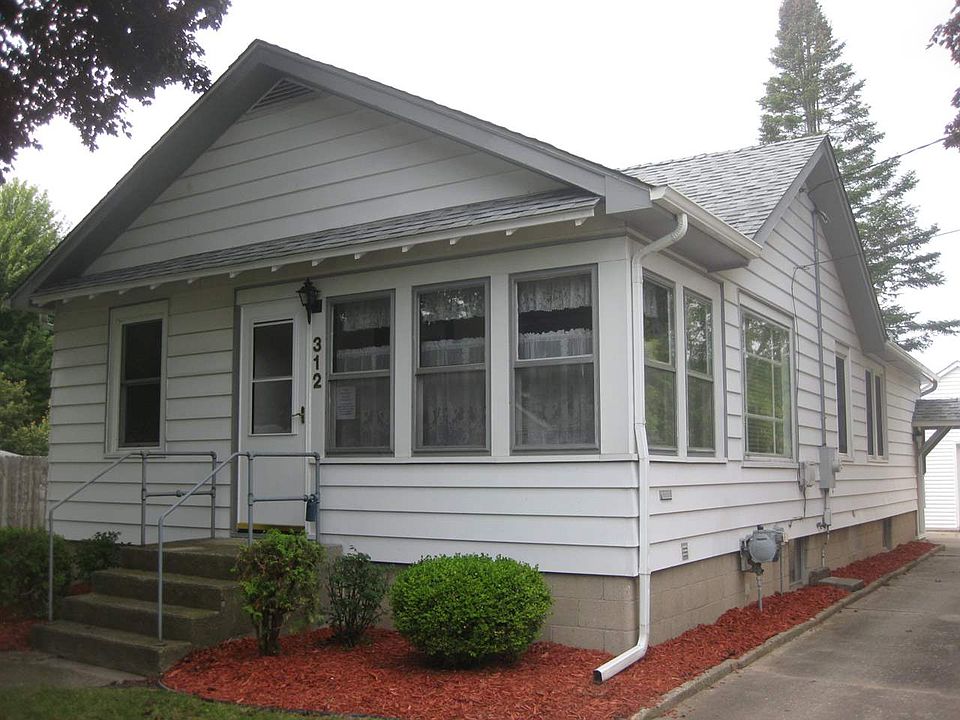 1st image of 312 Plummer St
