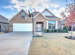 3503 Mistletoe Ave, Bentonville, AR 72713