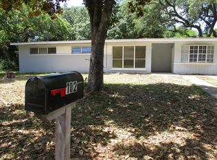 102 Dell Rd, Fort Walton Beach, FL 32547