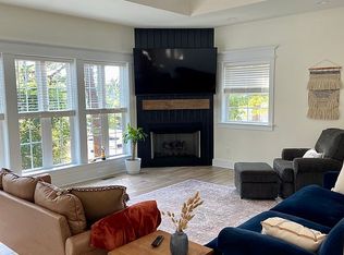 N Page St, Southern pines, NC 28387