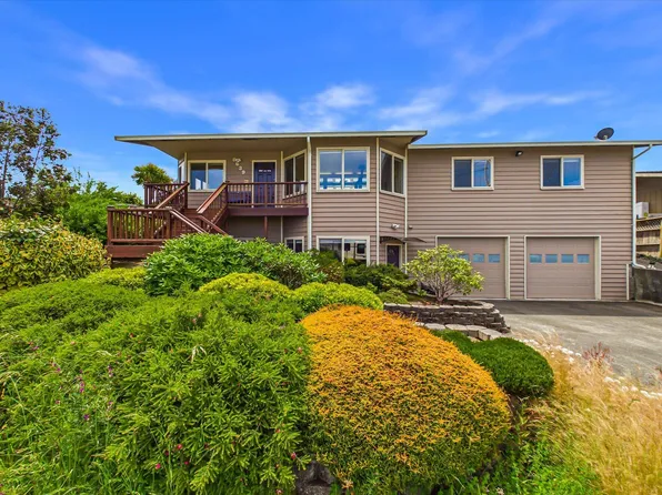 6639 Emerson Ct, Eureka, CA 95503
