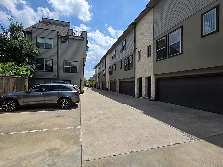 5905 Ross Ave #5 — Photo 27