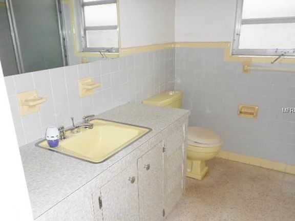 4th image of 1450 Turner St