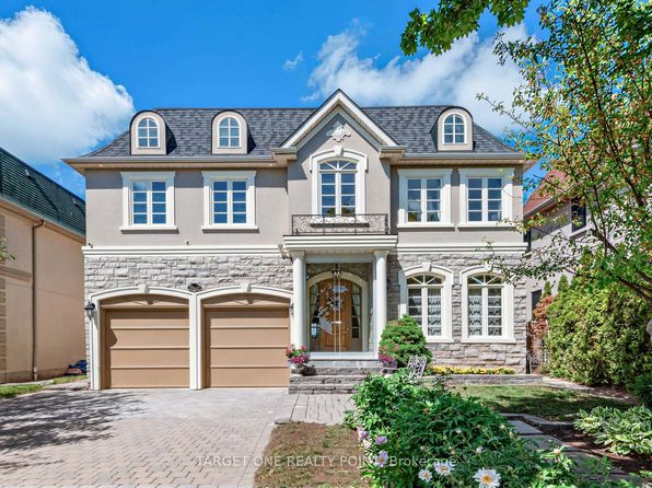 20 Ormsby Ct, Richmond Hill, ON L4B 4P8