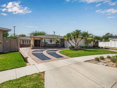 5590 E Ulen St, Long Beach, CA, 90815
