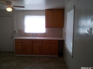 1423 Paradise Rd, Modesto, CA 95351