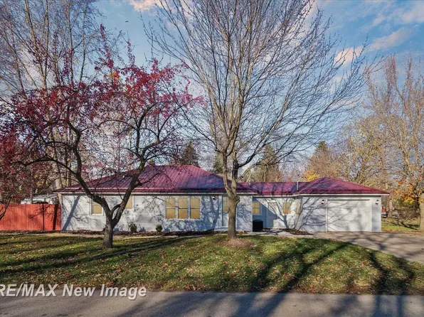 212 Sheler St, Coleman, MI 48618