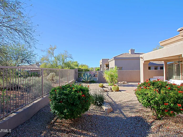 6505 E Night Glow Cir — Photo 47