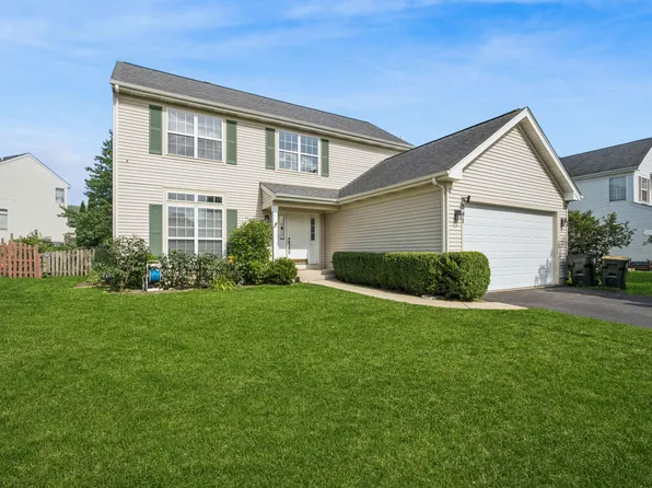 341 S Clearview Cir, Round Lake, IL 60073