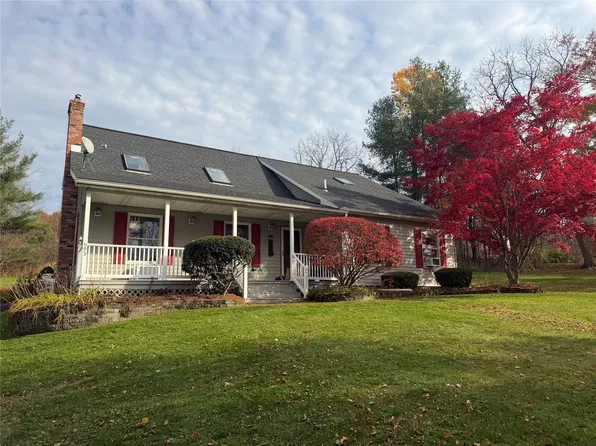 993 & 995 E Maine Rd, Johnson City, NY 13790