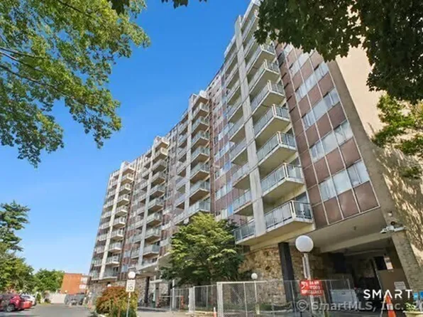 30 Woodland Street #9M, Hartford, CT 06105