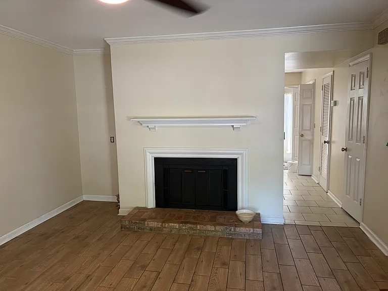 304 Brentwood Pointe #I — Photo 12