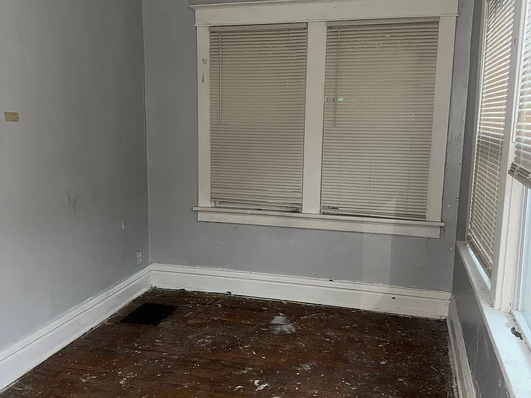 3738 Sylvan Pl — Photo 19