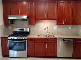 17 Cortland Dr, New City, NY 10956