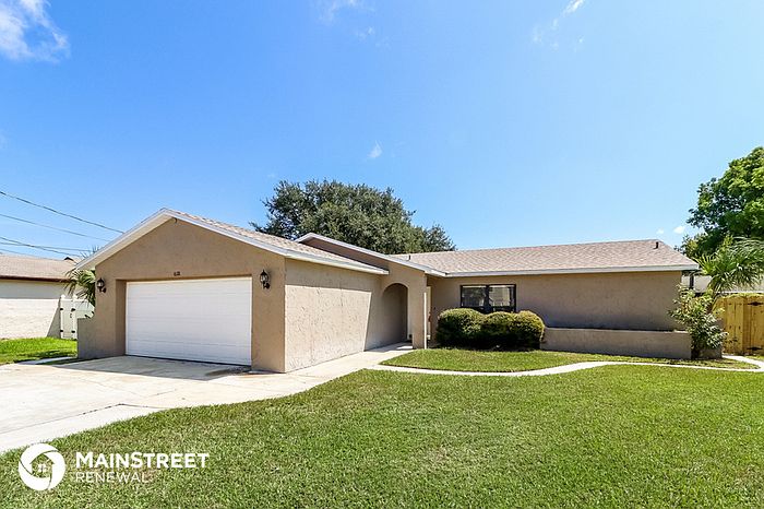 1st image of 16118 Villa Dr