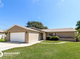 16118 Villa Dr, Hudson, FL 34667