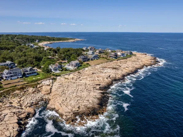 5 Point De Chene Ave, Rockport, MA 01966