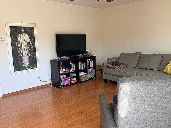 5th image of 25925 Narbonne Ave Unit 28