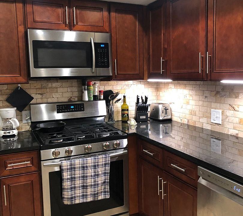 1st image of 3020 N High St APT 1