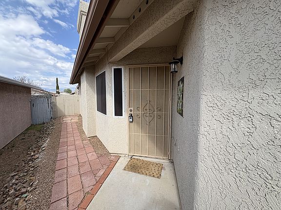 3rd image of 8857 E Rose Tree St