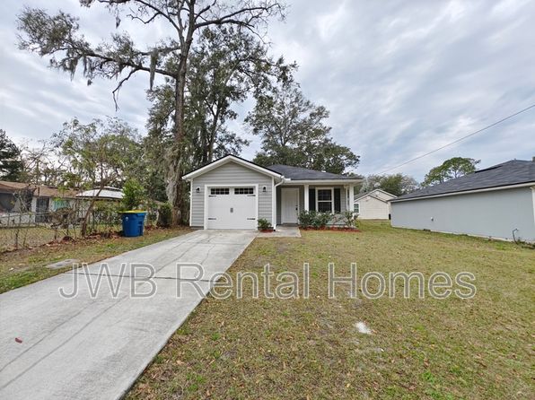 8856 Adams Ave