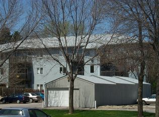 229 S 5th St UNIT 8, Ames, IA 50010